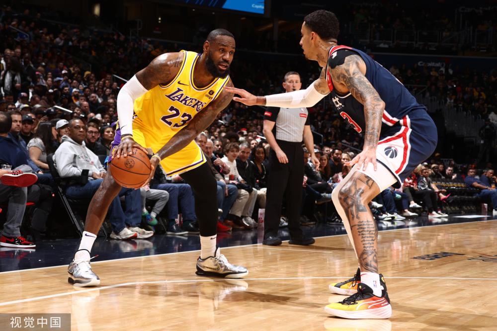 弧线球直挂 弧线球直挂