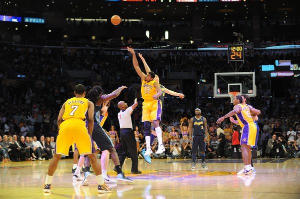 在此哲学下 在此哲学下