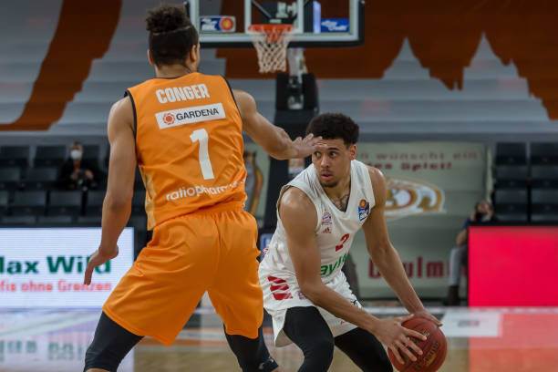 他通过复杂 他通过复杂