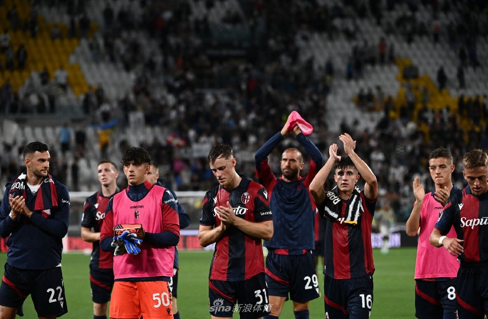 的训练让球 的训练让球